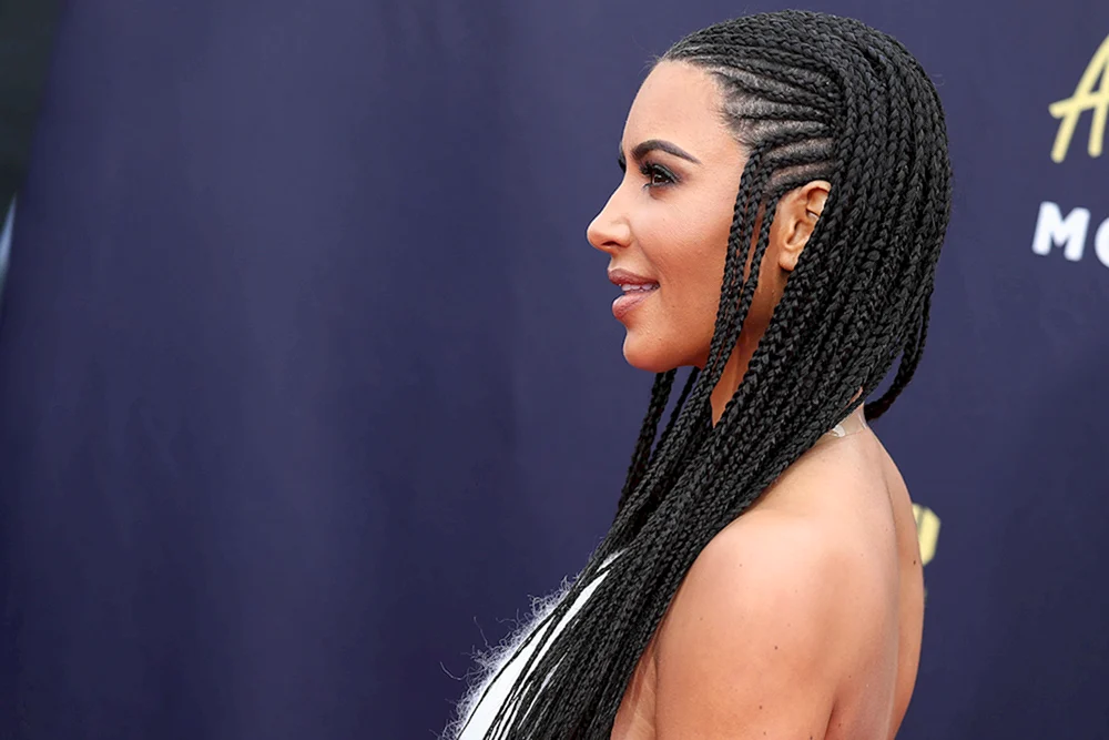 Afrozöpfe auf Dreadlocks