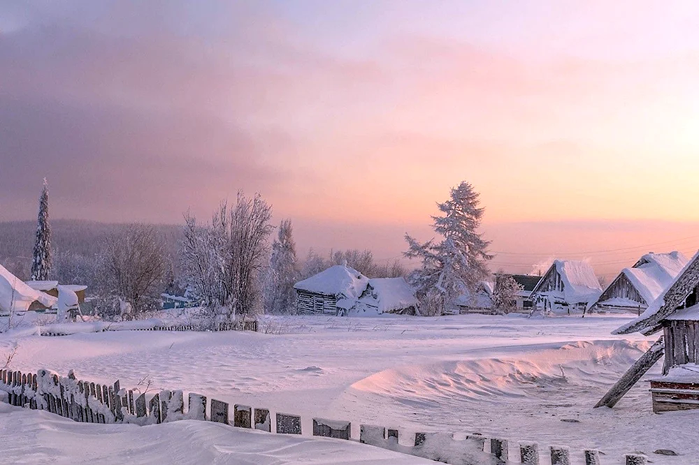 Sibirisches Dorf Ural im Winter