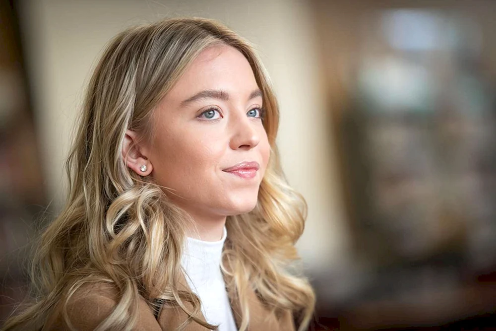 Sydney Sweeney. Sweeney