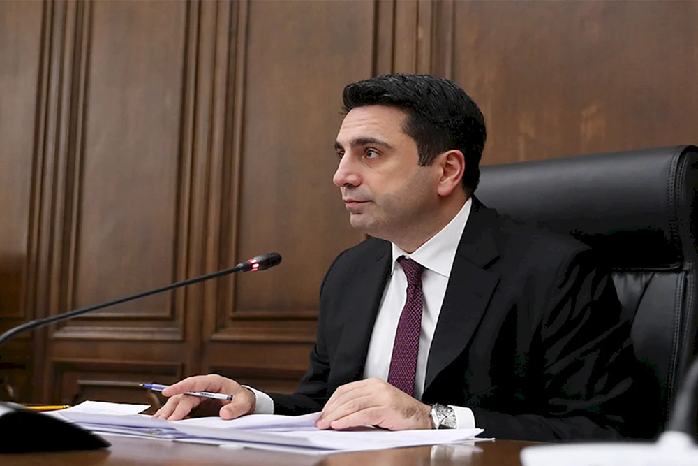 Simonyan