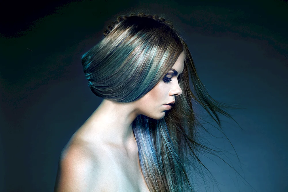 Blaue Haare färben