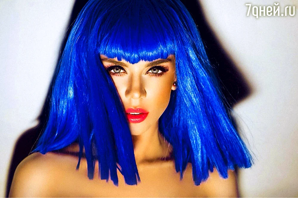 Blaue Haare