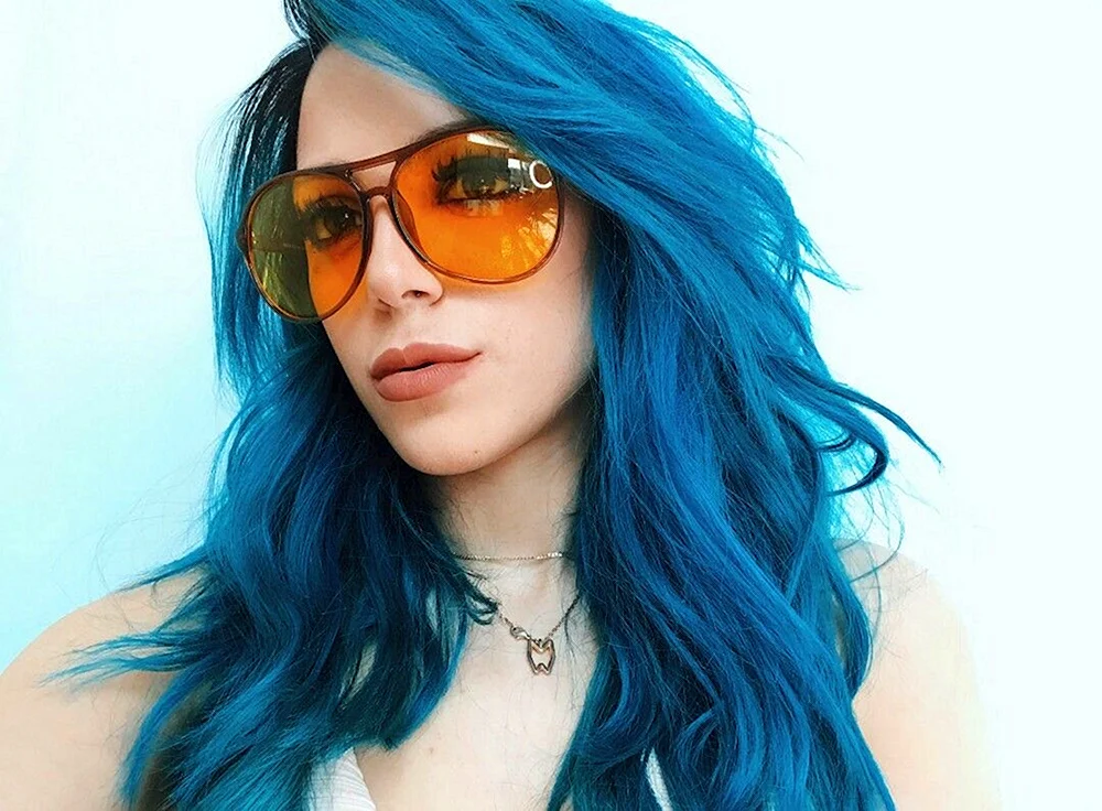 Blaues Haar