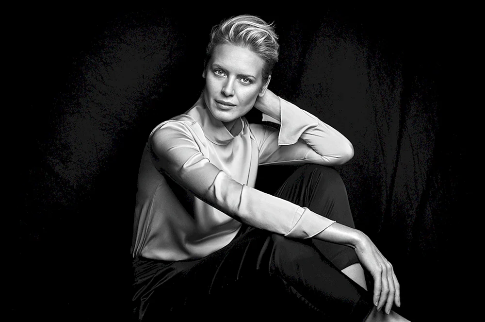 Sinneve Makodi Lund