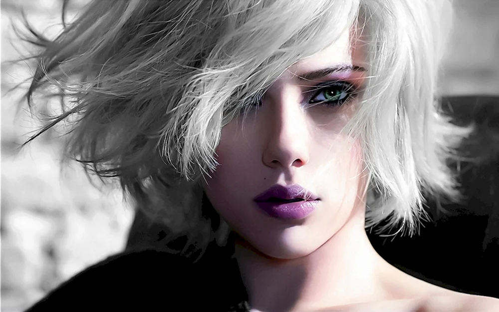 Scarlett Yohansson