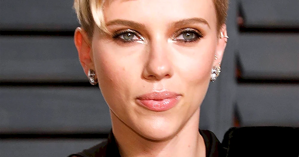 Carlett Johansson