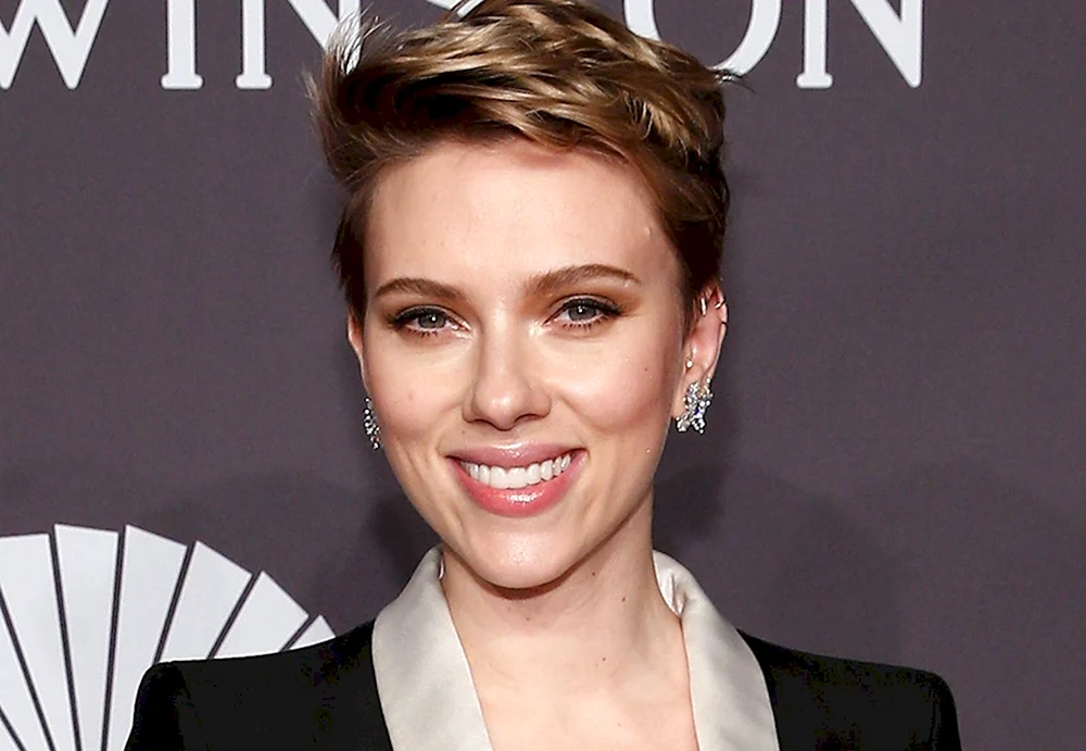 Scarlett Johansson Scarlett Johansson
