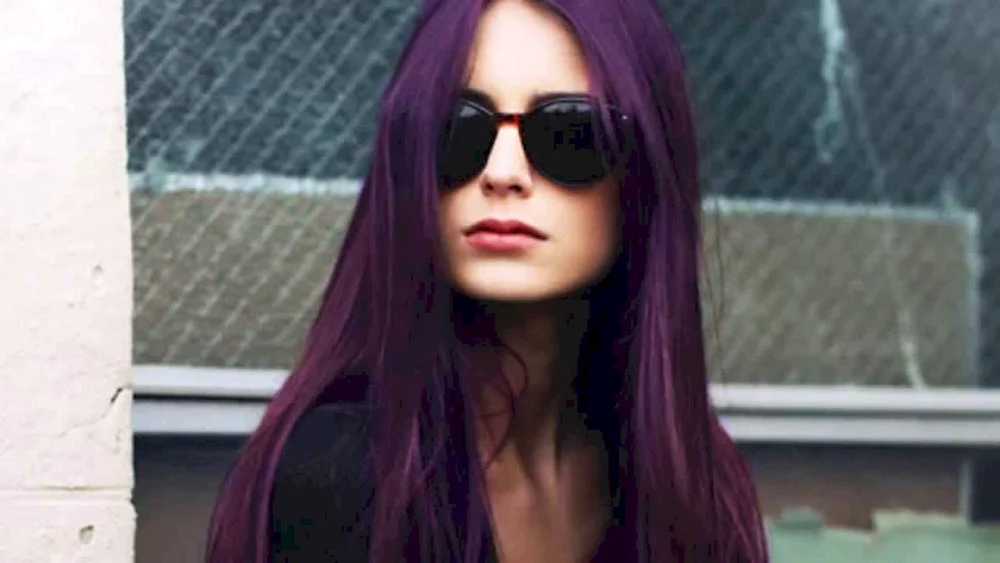 Pflaume Haarfarbe