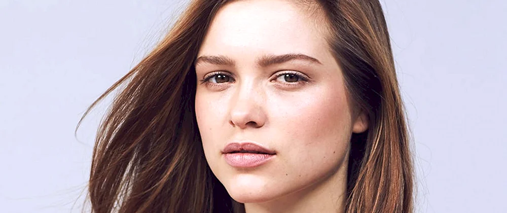 Sophie Cookson Schauspielerin