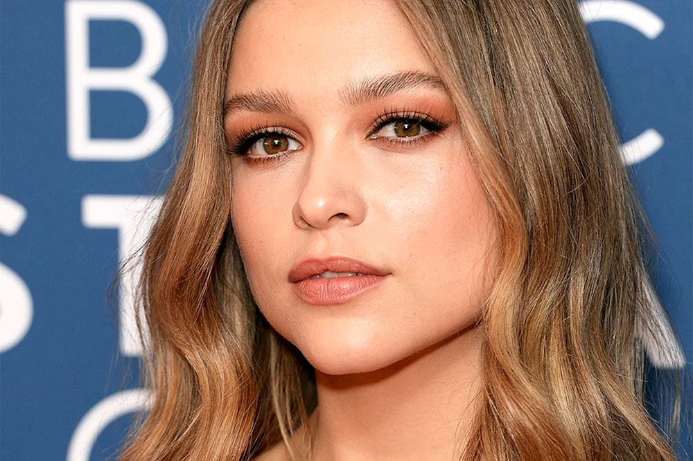 Sophie Cookson Gypsy