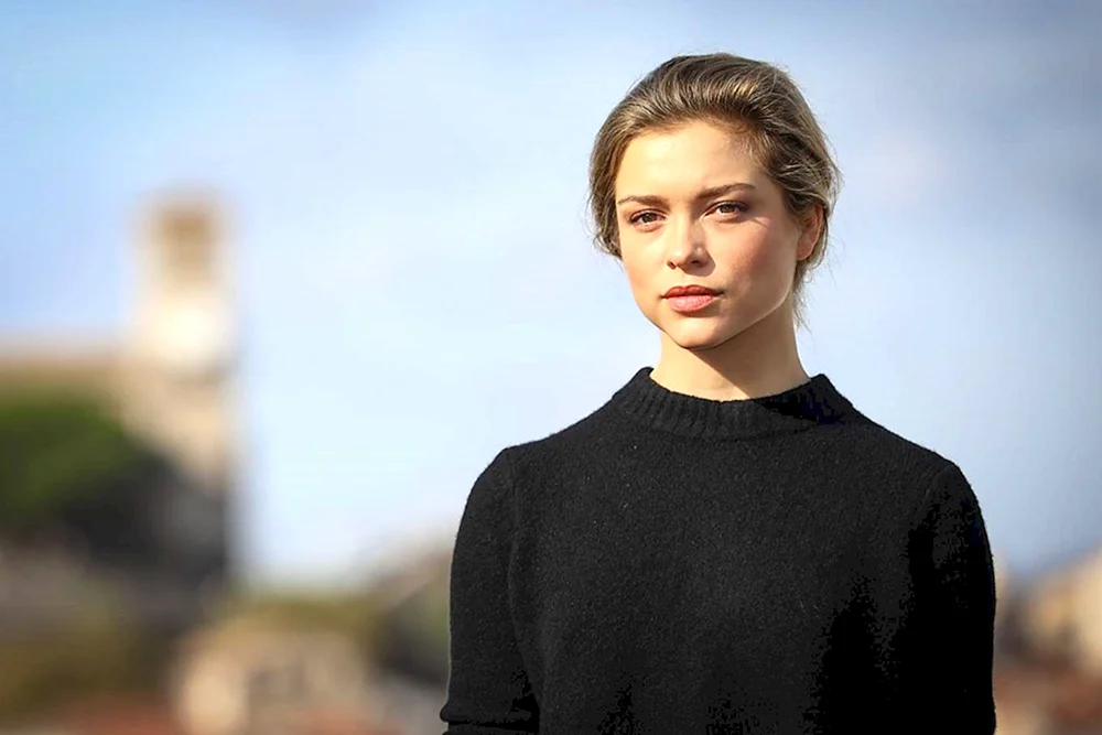 Sophie Cookson Cookson Kaiser