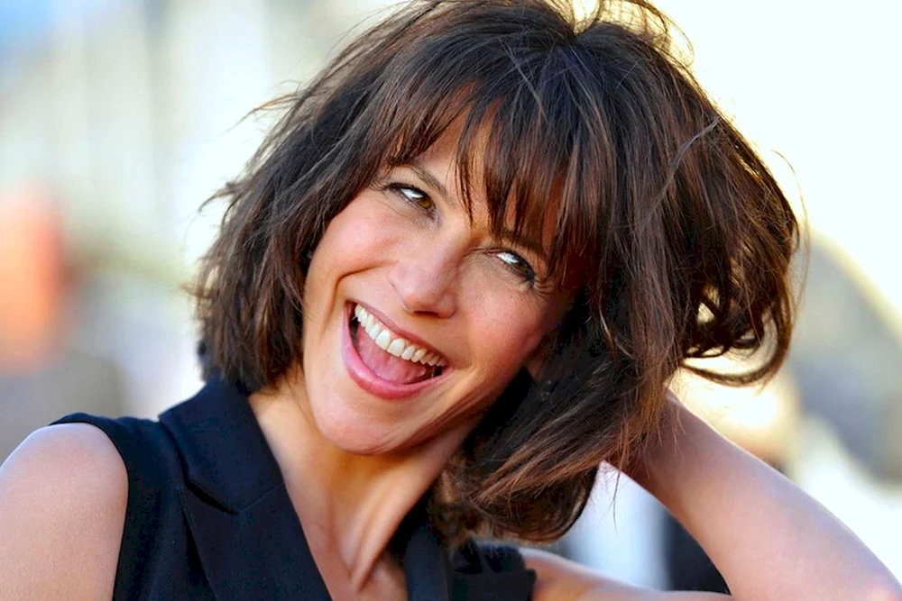 Sophie Marceau mit kurzem Haar