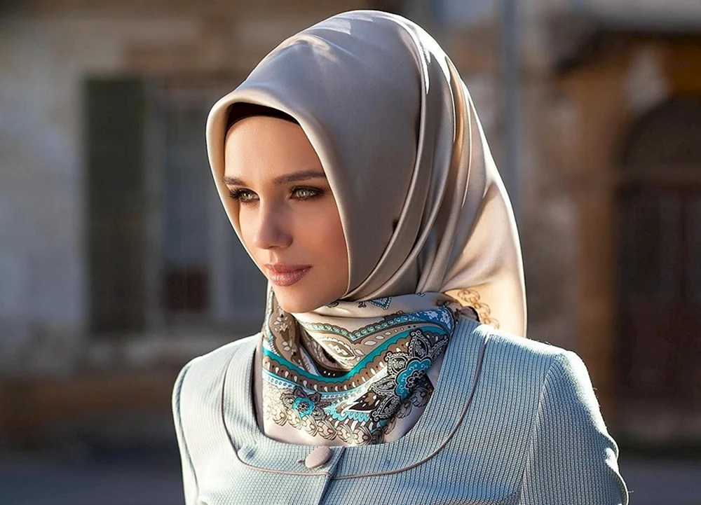 Sofia Lee Hijab