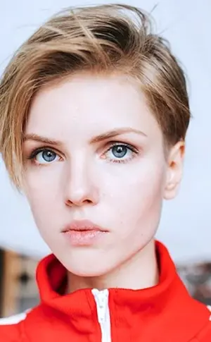Sofya Ozerova Schauspielerin