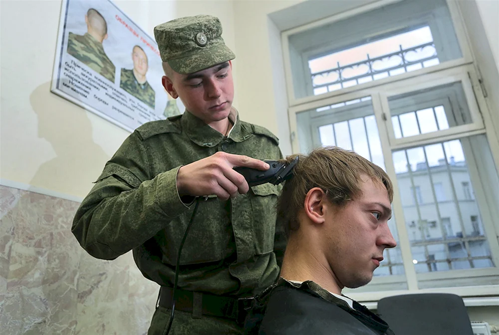 Bald in der Armee