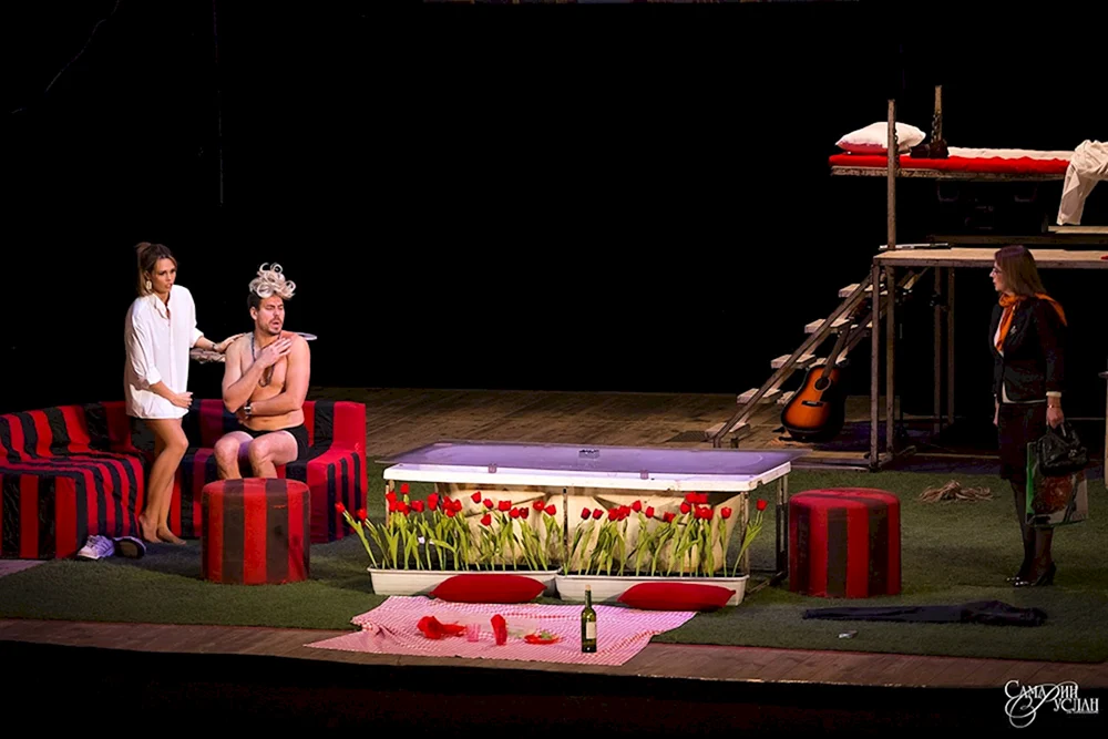 Freie Liebe Performance Dyuzhev