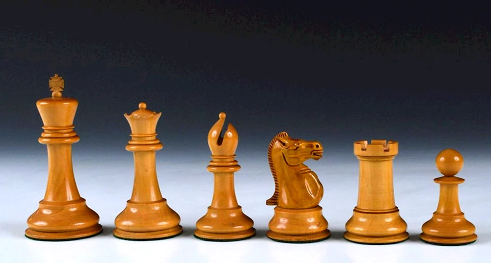 Monglana Legend Schach