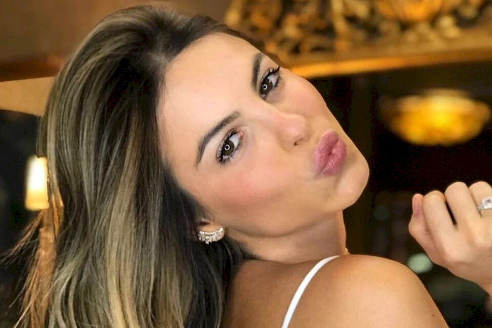 Stefanie Fernandes di Stefanie Brito Schauspielerin
