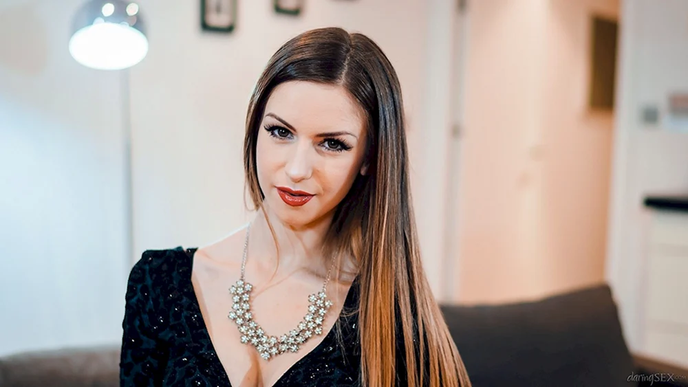 Stella Cox 2013
