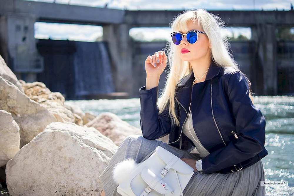 Stylische Blondinen