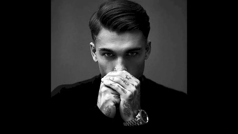 Steven James