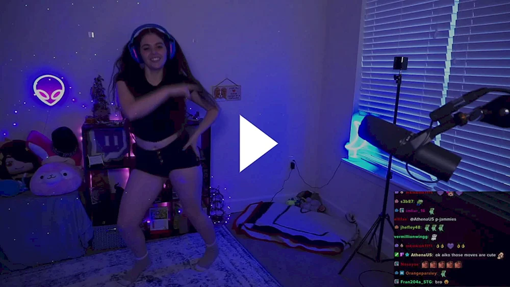 Charity Stream - worldofleah