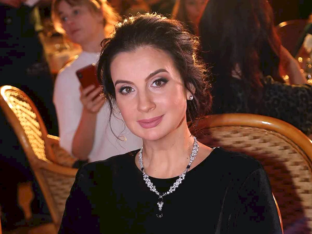 Strizhenova 2022