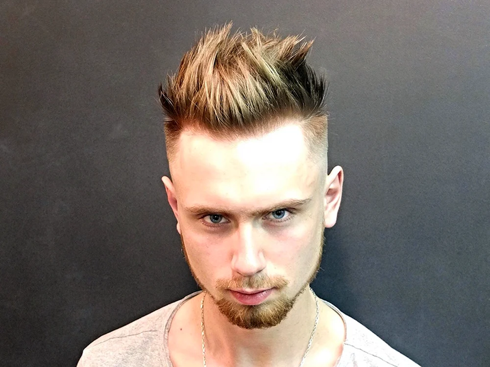 Männer Grunge Haarschnitt