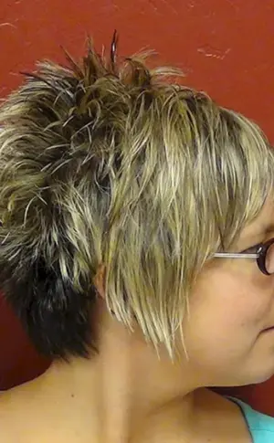 Kare Bob Pixie Cascade Haarschnitt