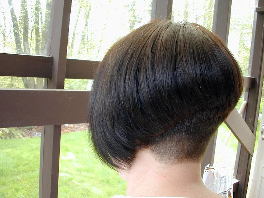 Gradirovannoe Bob mit Asymmetrie