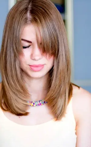 Frisuren ohne Fransen 2022