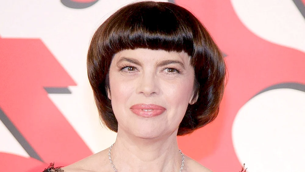 Mireille Mathieu Sesson Haarschnitt