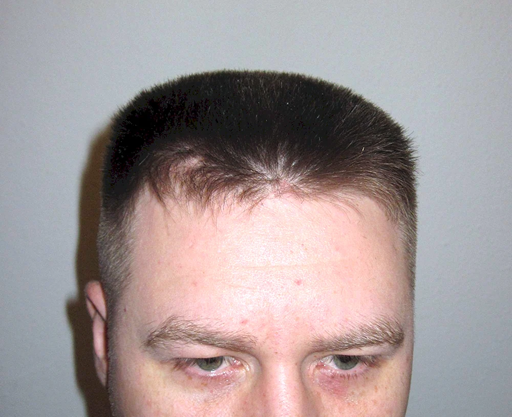 Buzz Cut Mohawk Haarschnitt