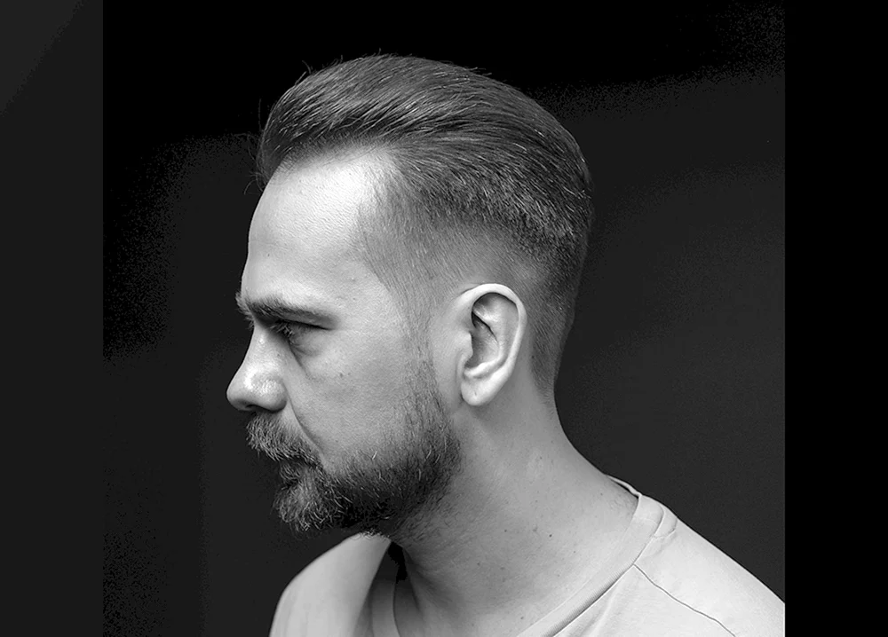 Pompadour Herren Barbershop Haarschnitt