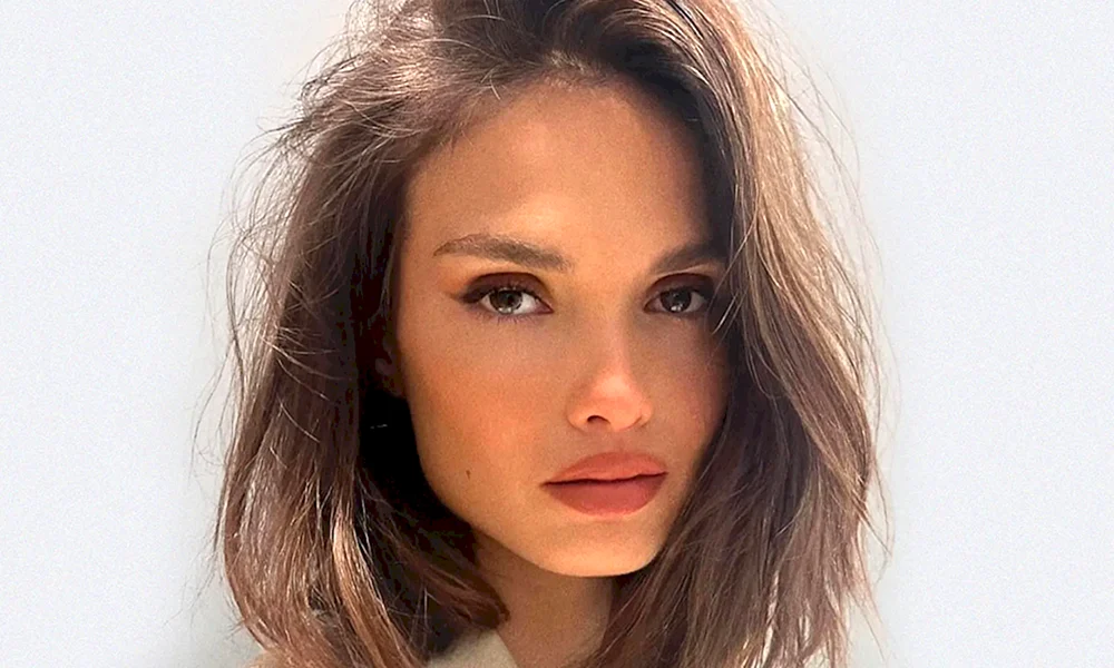 Frauenfrisuren 2024 trendy