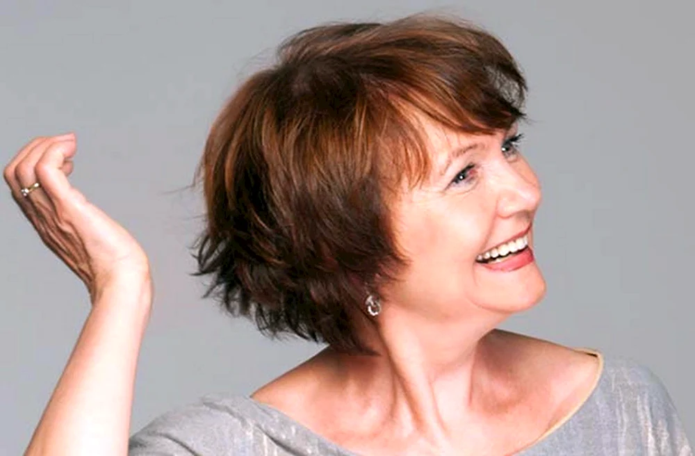 Bob Bob Frisuren für Frauen nach 60 Jahren