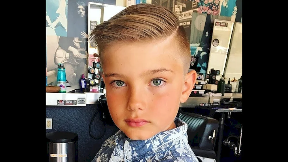 Jungenhaarschnitte Haarschnitte für Teenager