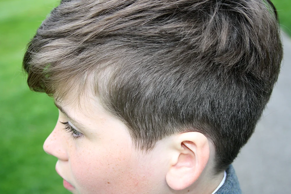 Haarschnitte für Jungen Jungen