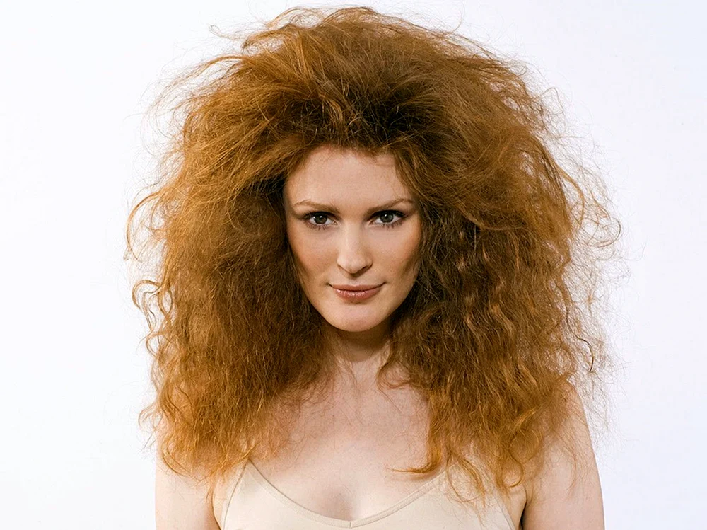 Frisuren für langes flauschiges Haar