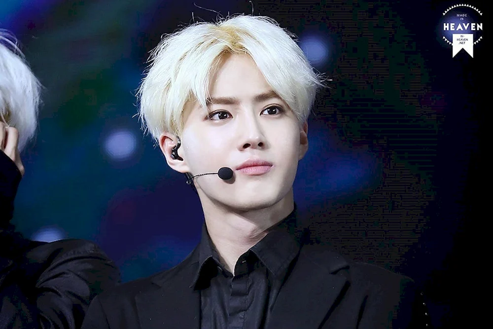 Suho EXO