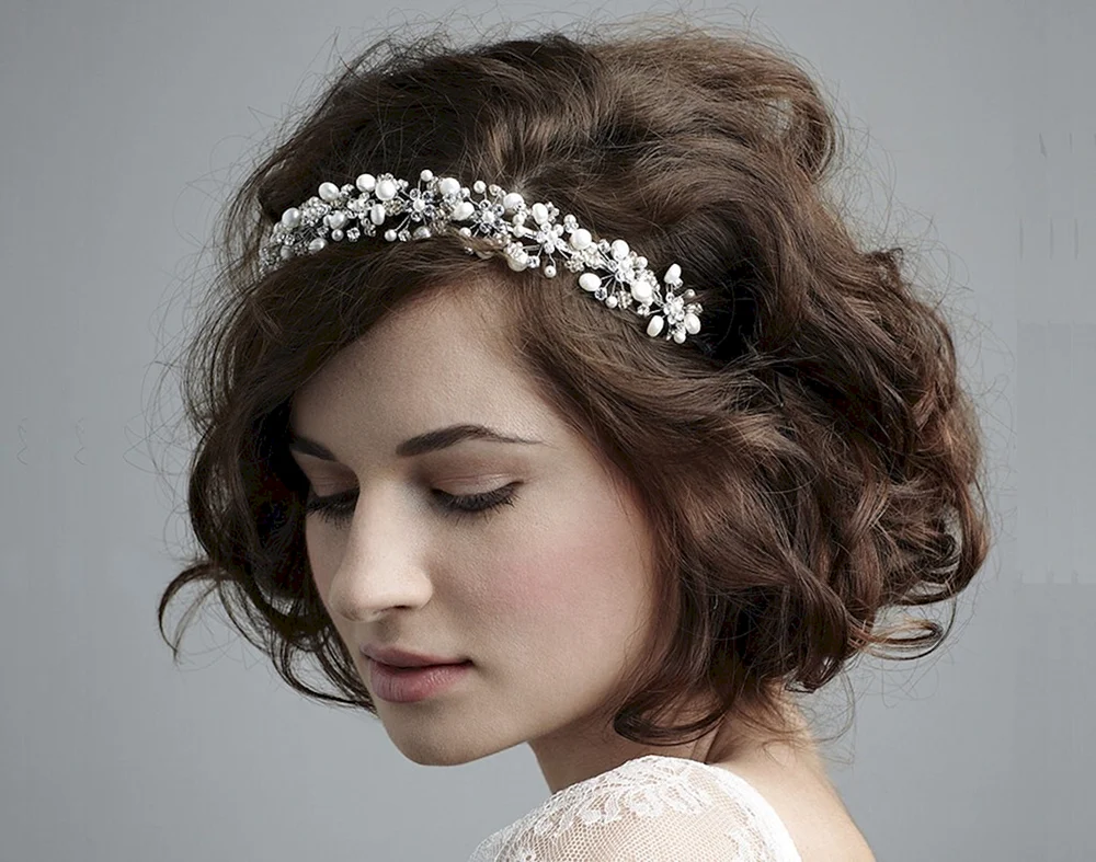 Abendfrisuren für mittleres Haar Haare