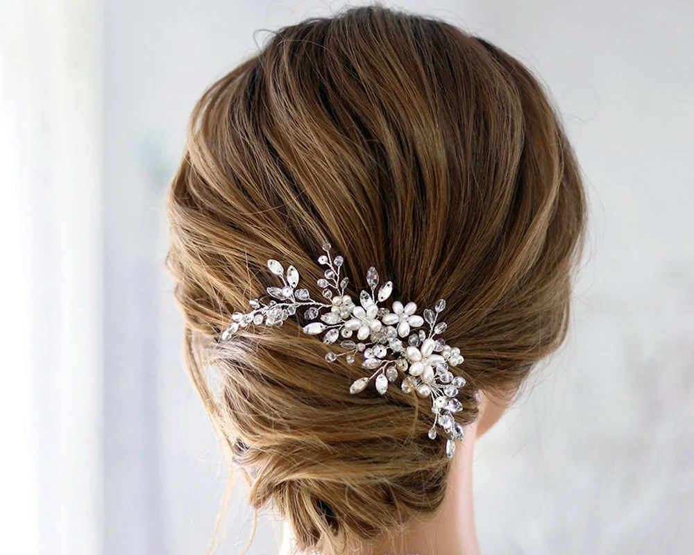 Hochzeitsfrisuren Kammfrisuren