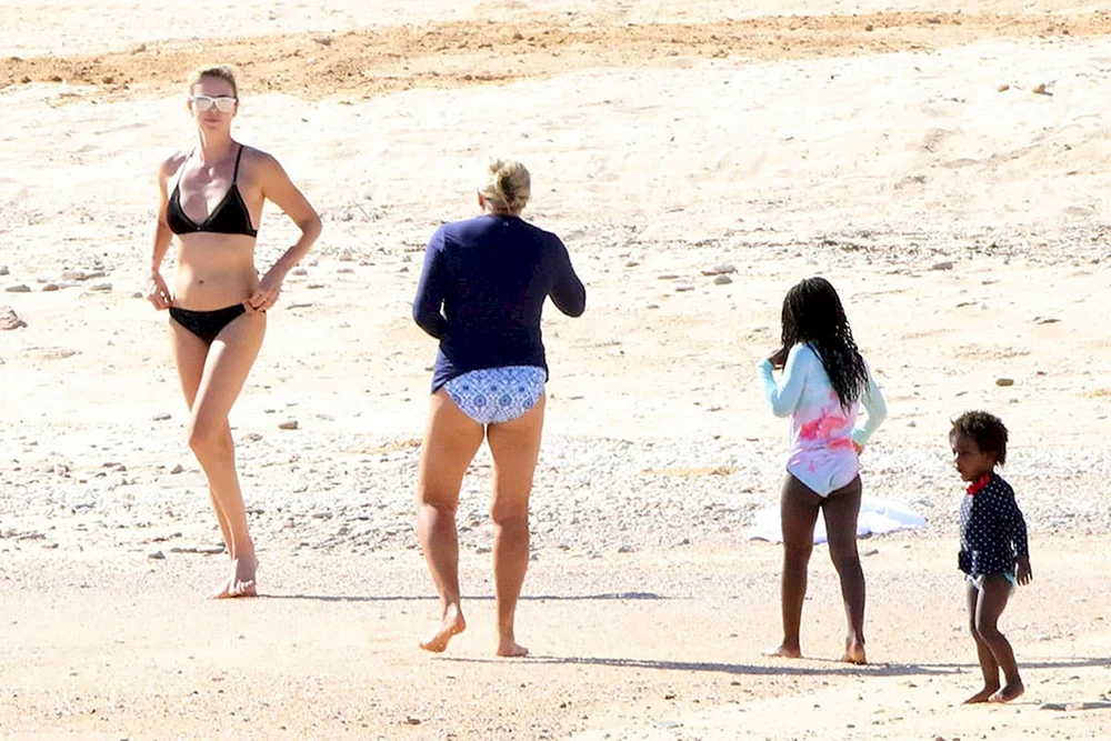 Sohn Tochter Charlize Theron