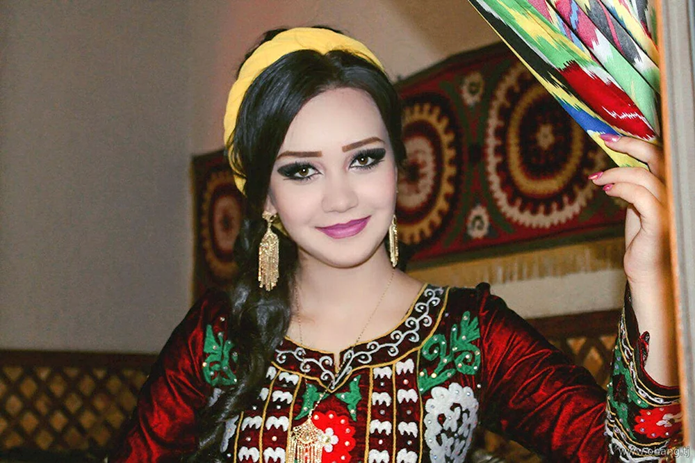 Tadschikistan dukhtari. Tochik