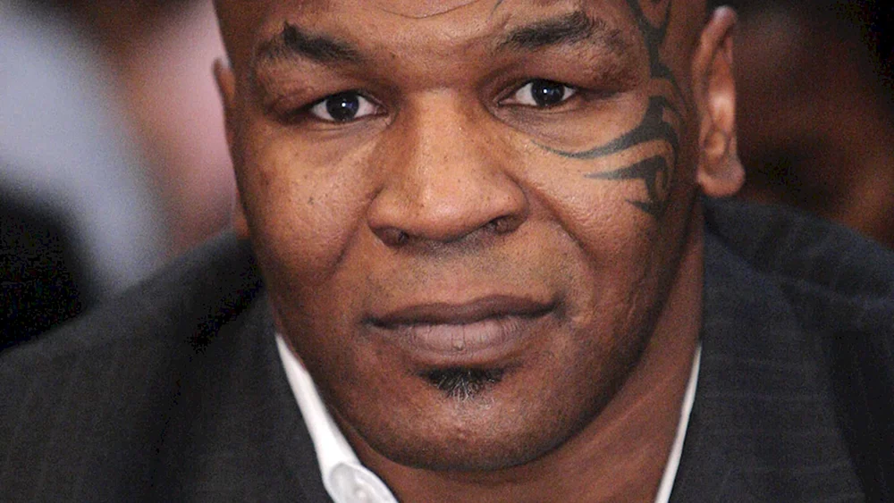 Mike Tyson Frisur Tyson jung