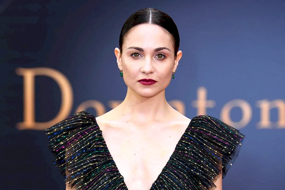 Tuppence Middleton Himmelfahrt Jupiter