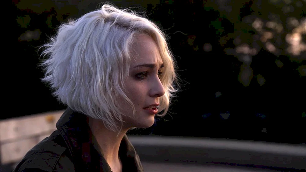 Tuppence Middleton Himmelfahrt