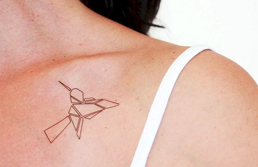 Minimalismus-Tattoos für Mädchen
