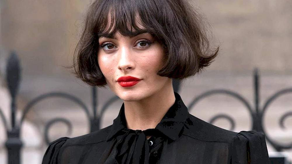 Taylor Lachaise bob