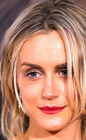 Taylor Schilling